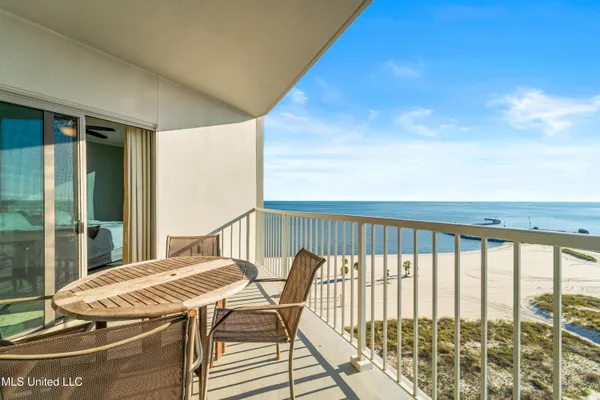 $445,000 | 1899 Beach Boulevard, Unit 907, Biloxi, MS 39531
