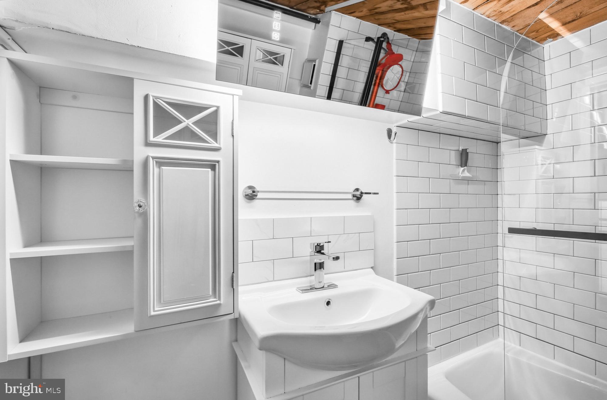 313 Arch Street, Unit 305 Philadelphia, PA 19106 - Photo 12 of 22