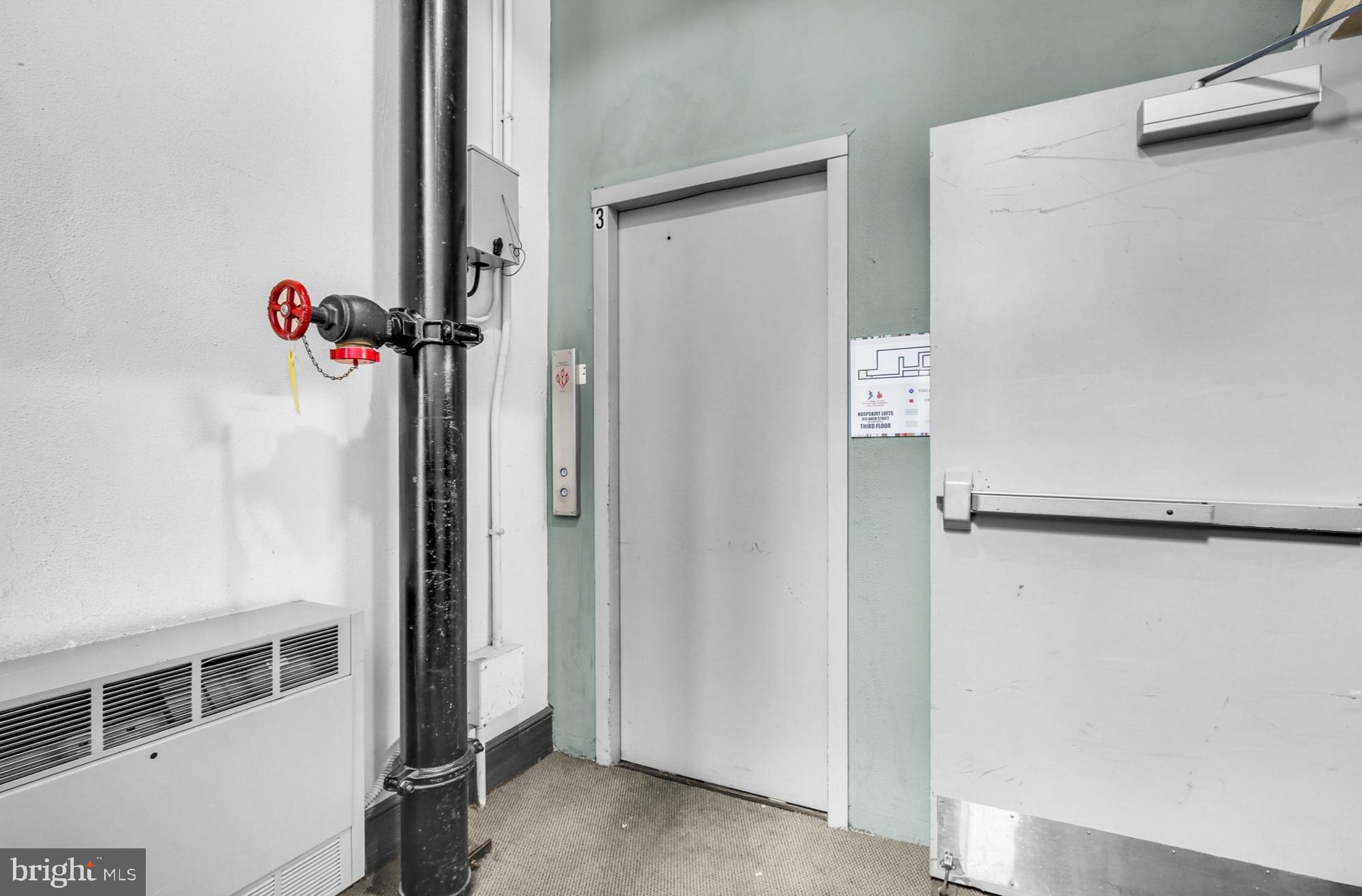 313 Arch Street, Unit 305 Philadelphia, PA 19106 - Photo 17 of 22