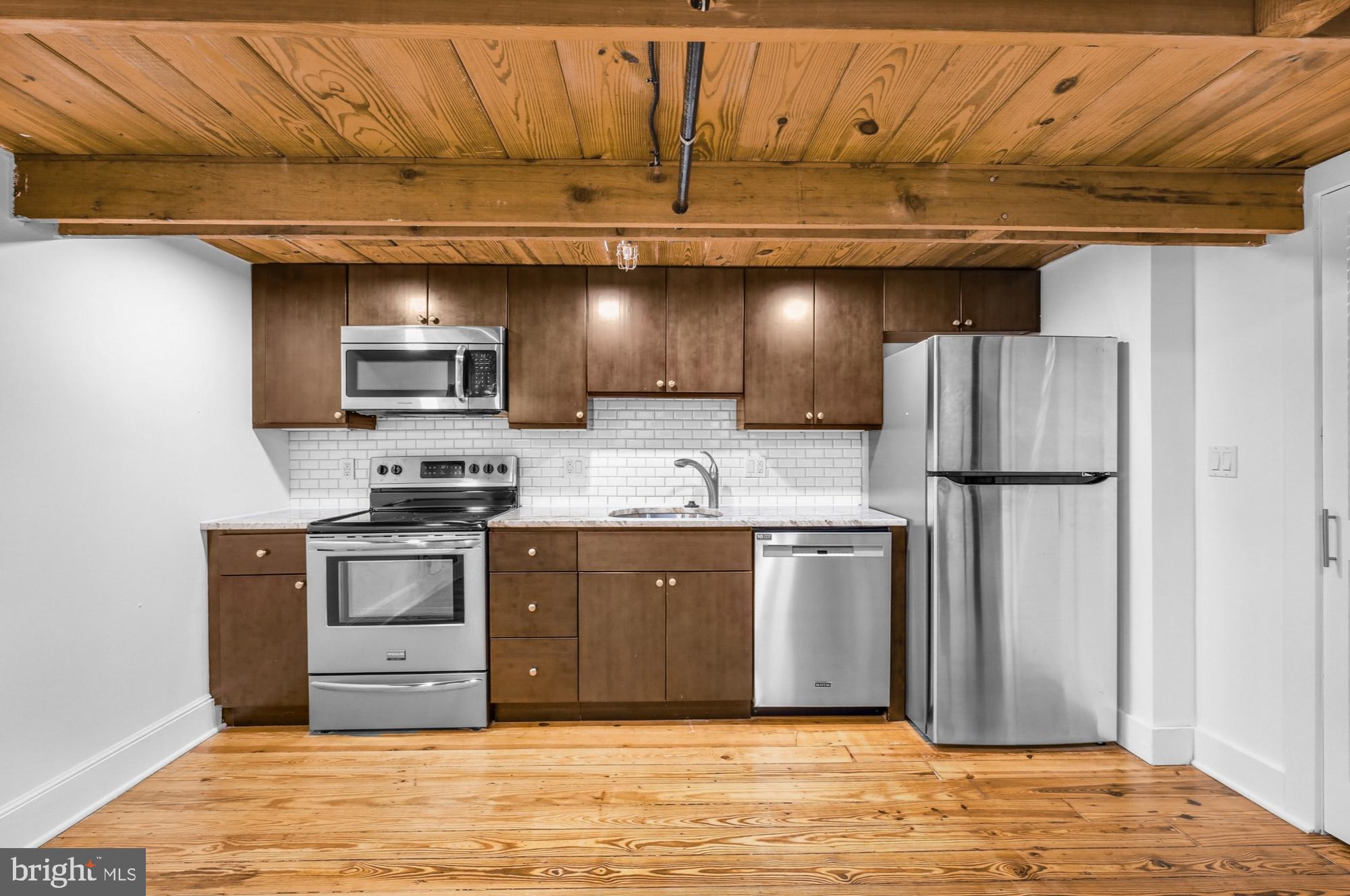 313 Arch Street, Unit 305 Philadelphia, PA 19106 - Photo 9 of 22