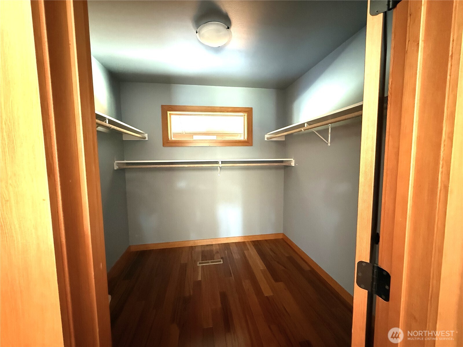 8 Julian Bay Road Republic, WA 99166 - Photo 7 of 40 a view of empty room with wooden floor