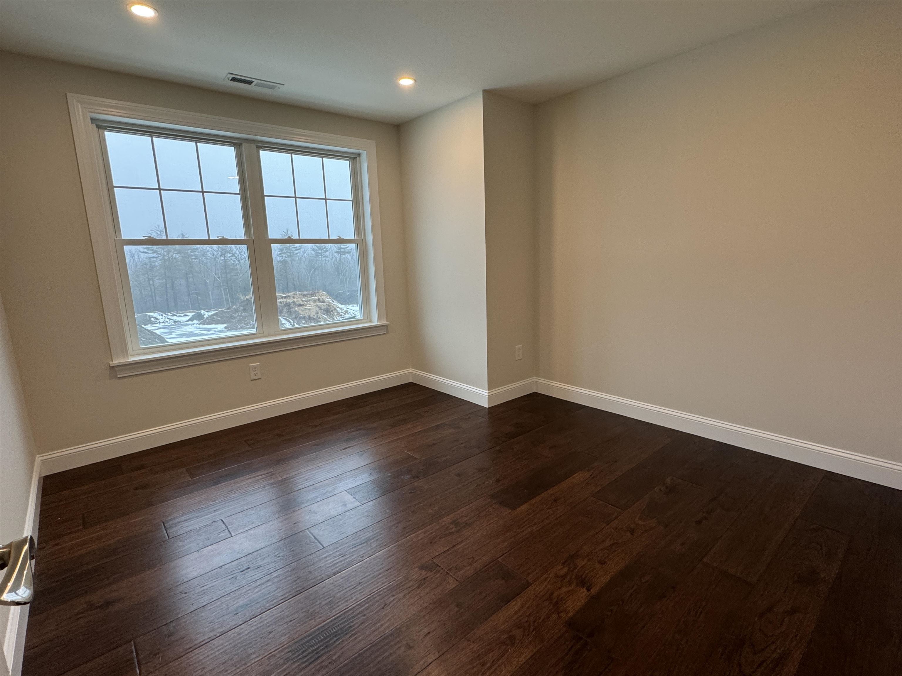52 Green Road, Unit 24 Newmarket, NH 03857 - Photo 8 of 27 Gallery Image 8
