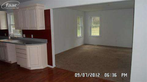 13337 Nichols Road Montrose, MI 48457 - Photo 6 of 9 20152938-5.JPG