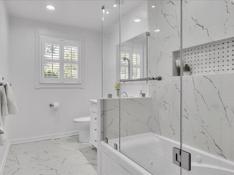 6 Strathmore Road North Dartmouth, MA 02747 - Photo 33 of 42