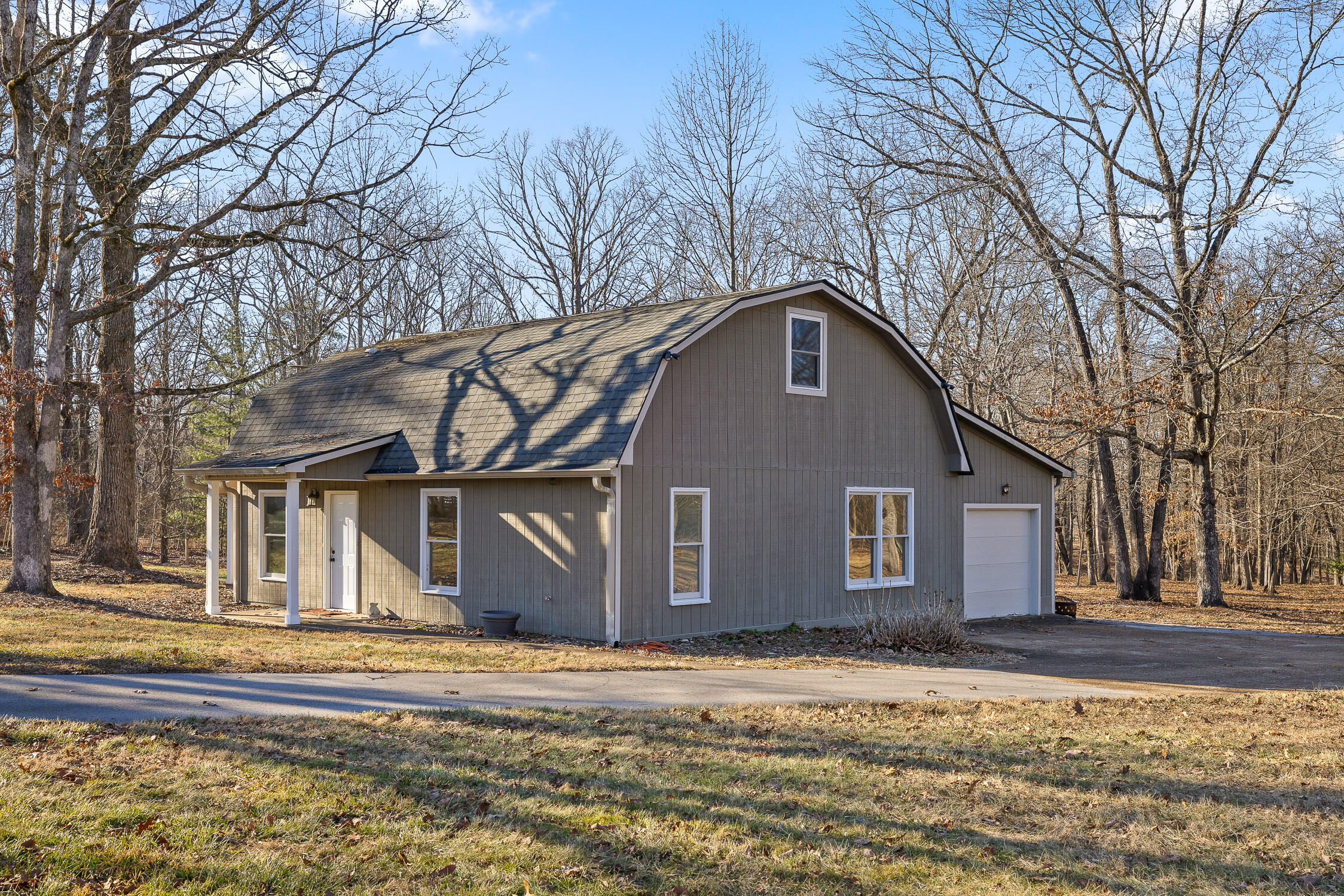 2819 Kell Road Signal Mountain, TN 37377 - Photo 4 of 104 Kell-87