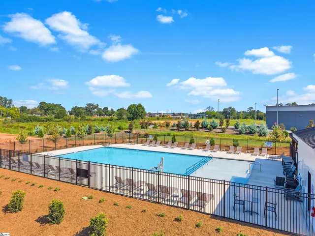 $193,979 | 1659 Wren Crk Road, Unit CSG 108, Boiling Springs, SC 29316