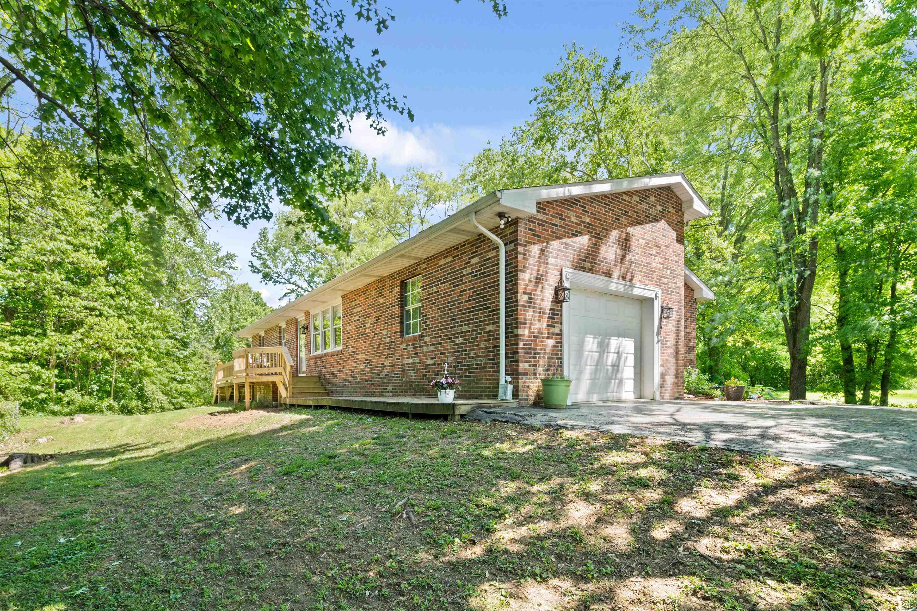 2012 South Red Bank Road Evansville, IN 47712 - Photo 1 of 21 Gallery Image 1