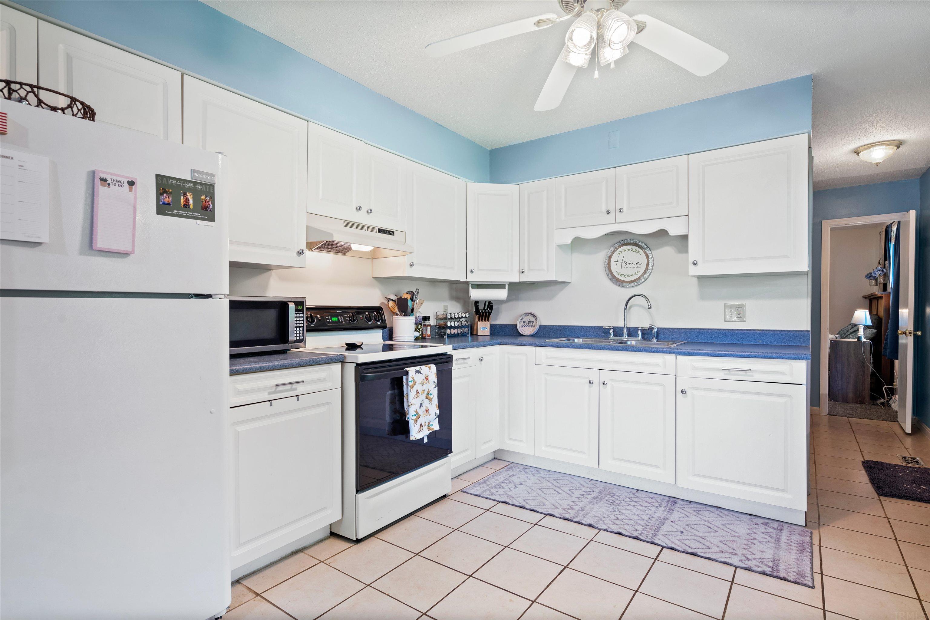 2012 South Red Bank Road Evansville, IN 47712 - Photo 6 of 21 Gallery Image 6