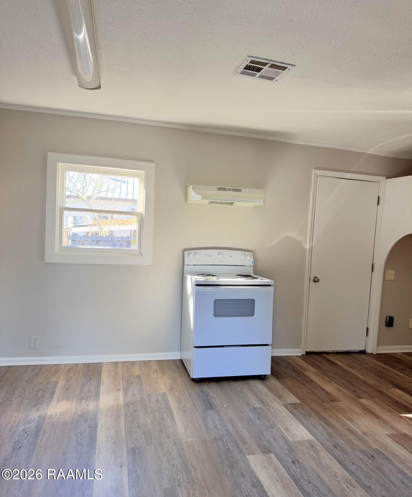 921 North Pierce Street Lafayette, LA 70501 - Photo 2 of 7 IMG_6628