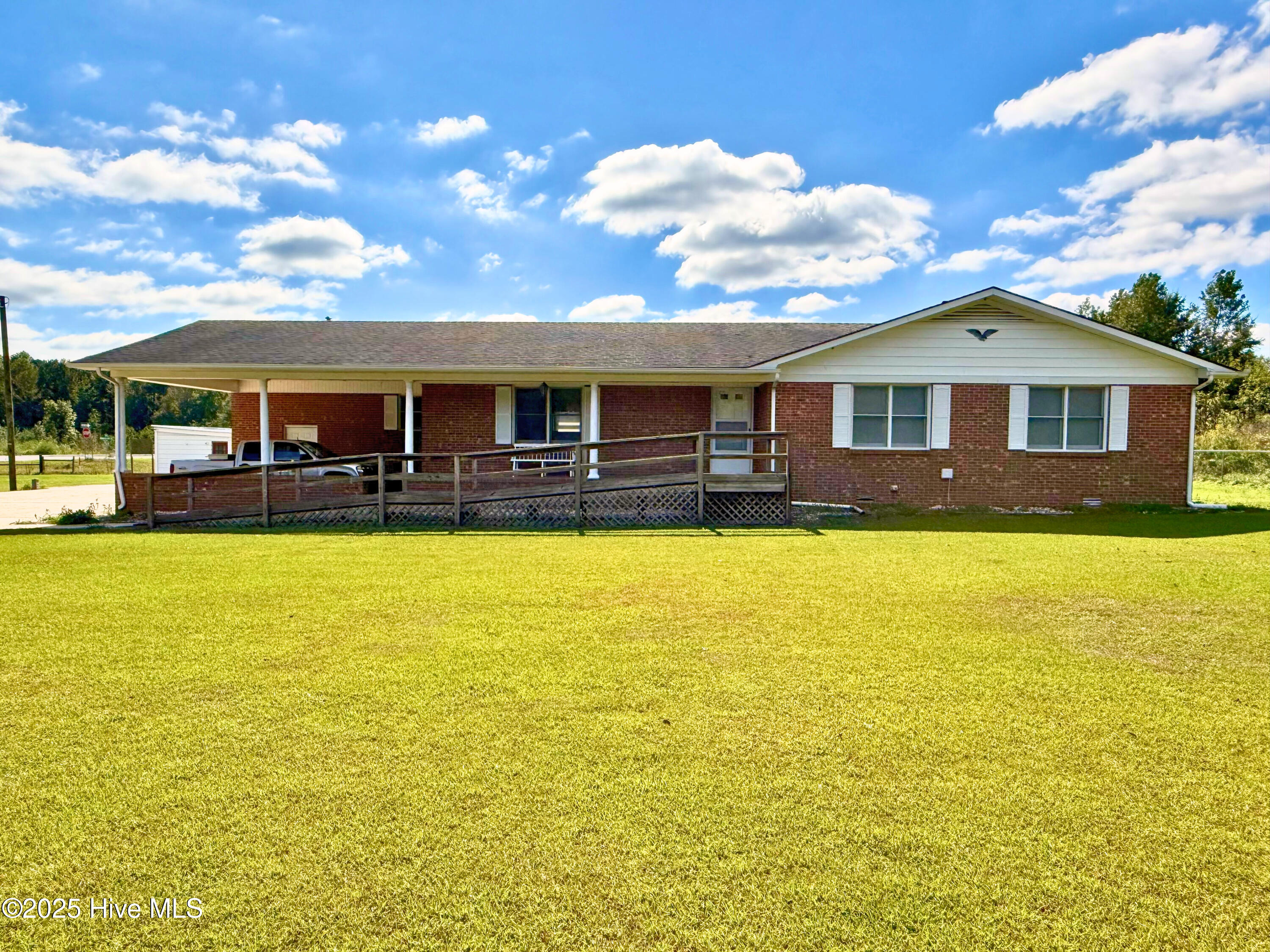 3425 Old NC 24 Highway Clinton, NC 28328 - Photo 1 of 29 bc3a6ebb-30ab-4e4d-9049-7565ff513b50