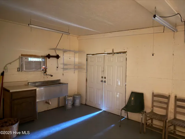 $390,000 | 3425 Old NC 24 Highway, Clinton, NC 28328