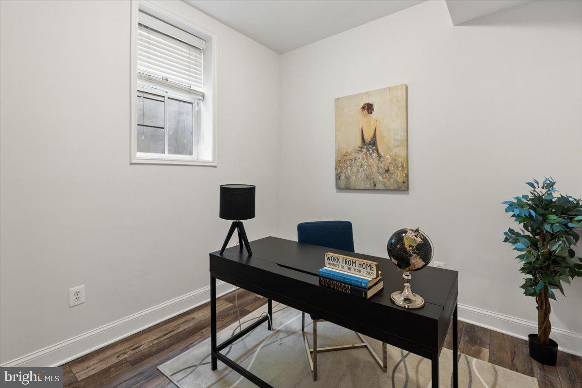 3350 17th Street Northwest, Unit T2 Washington, DC 20010 - Photo 22 of 31
