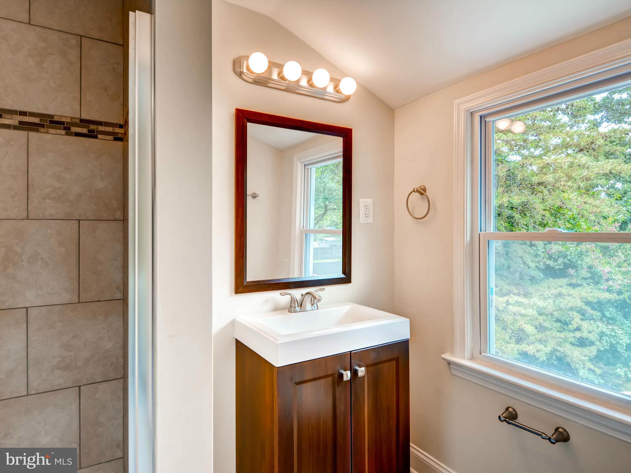 11 Mansion Road Linthicum, MD 21090 - Photo 21 of 28 Bath