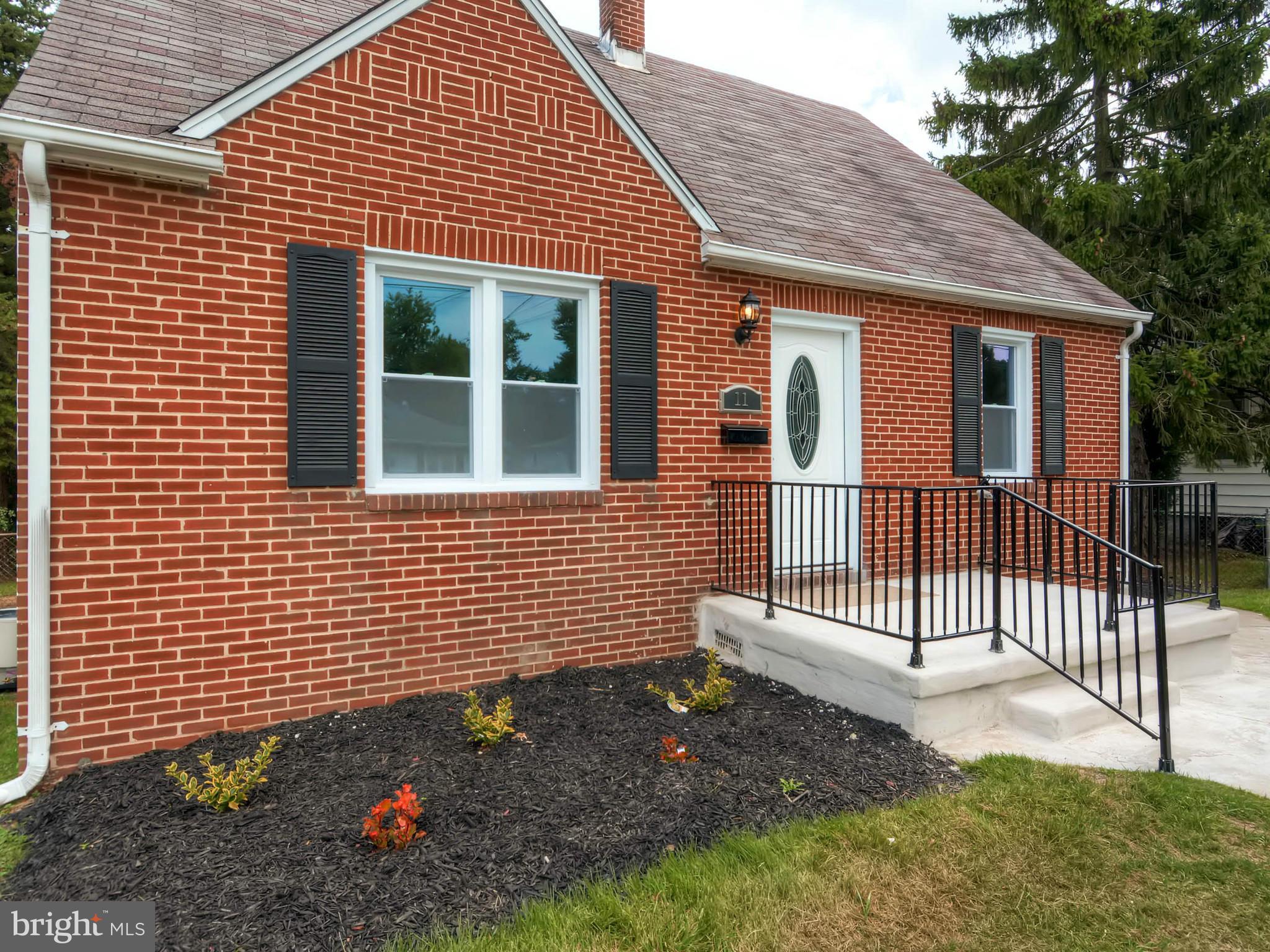 11 Mansion Road Linthicum, MD 21090 - Photo 4 of 28 Exterior (Front)