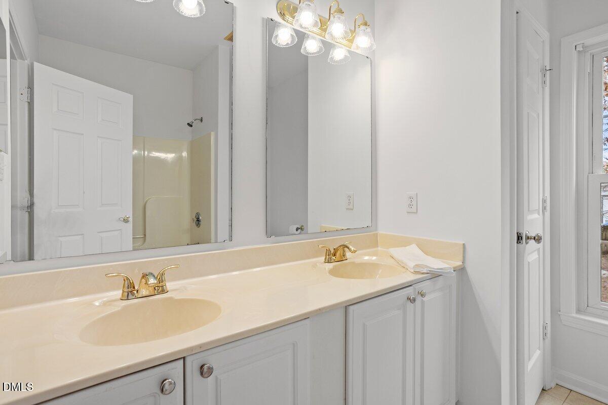 15004 New Light Road Wake Forest, NC 27587 - Photo 21 of 31 Primary bathroom