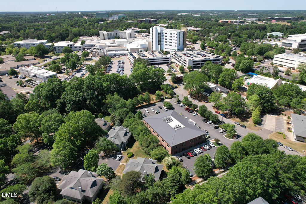2831 Edridge Court, Unit 202 Raleigh, NC 27612 - Photo 31 of 33 an aerial view of multiple house