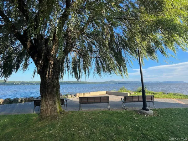 $875,000 | 13 Irvington Street, Dobbs Ferry, NY 10522
