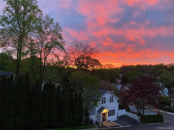 $875,000 | 13 Irvington Street, Dobbs Ferry, NY 10522