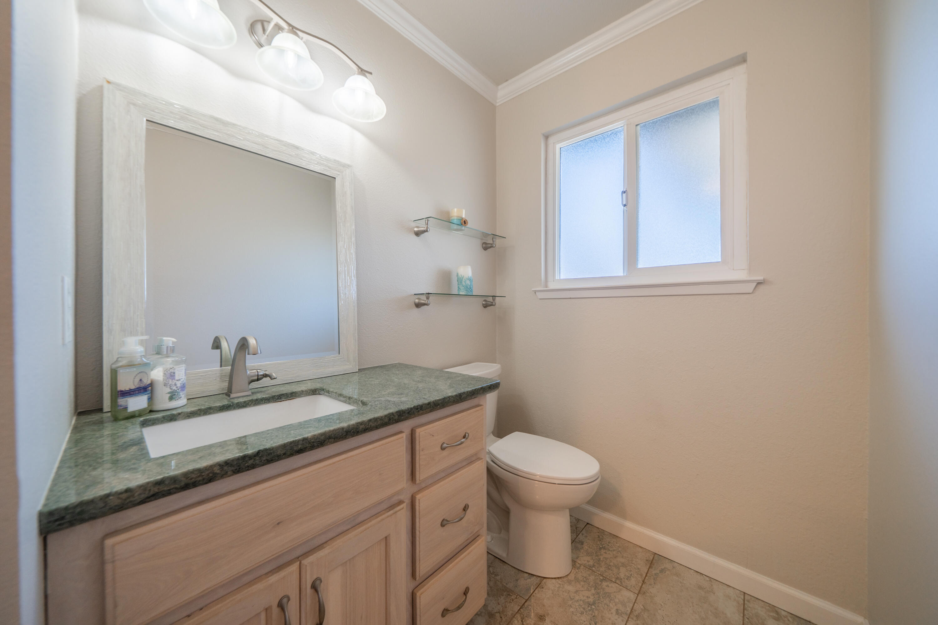 5340 Balls Ferry Road Anderson, CA 96007 - Photo 24 of 71 5340 Balls Ferry Rd-38