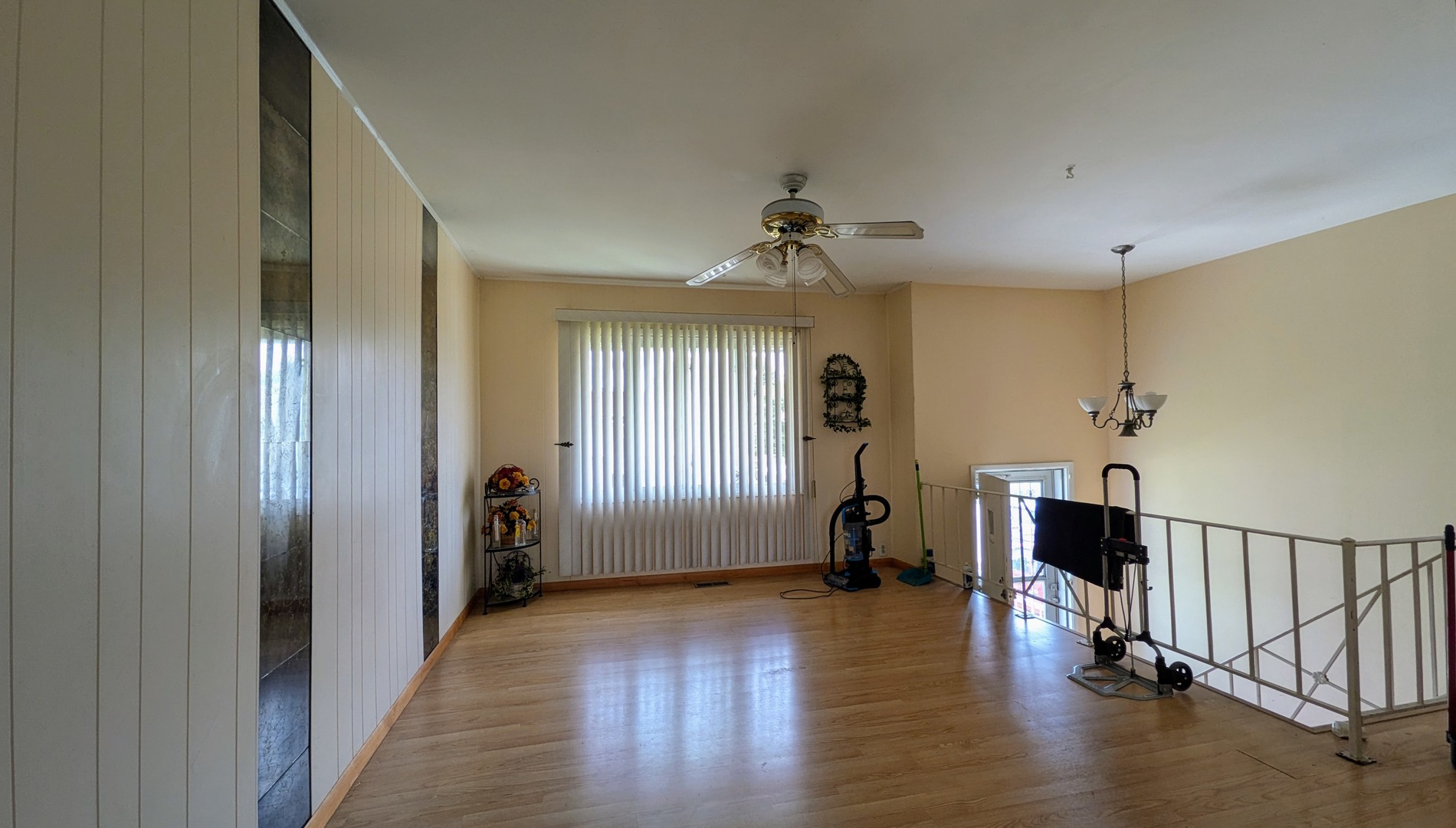 418 Arnold Avenue Romeoville, IL 60446 - Photo 2 of 16