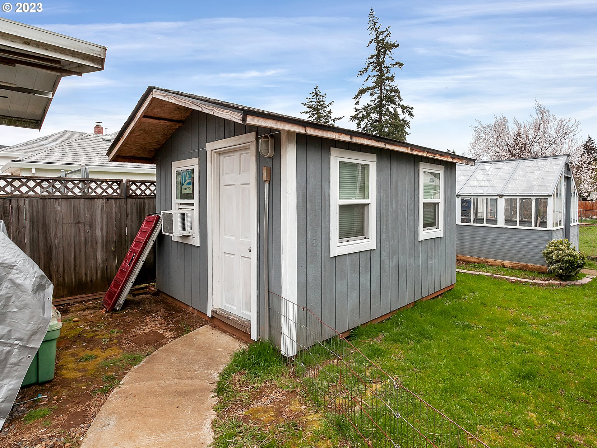 6701 Southeast Hazel Street Portland, OR 97206 - Photo 13 of 20 a view of outdoor space and yard