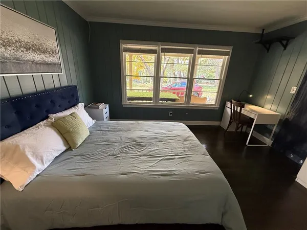 $4,300 | 1140 Goodwin Place Northeast, Unit 4, Atlanta, GA 30319