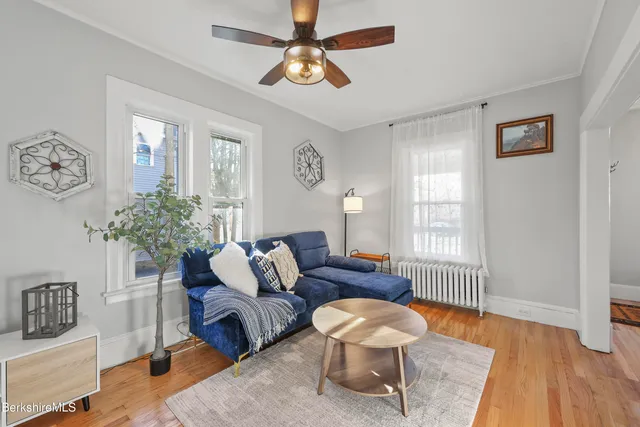 $279,999 | 20 Greenway Street, Pittsfield, MA 01201