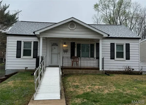 $155,000 | 10346 St Henry Lane, St. Ann, MO 63074