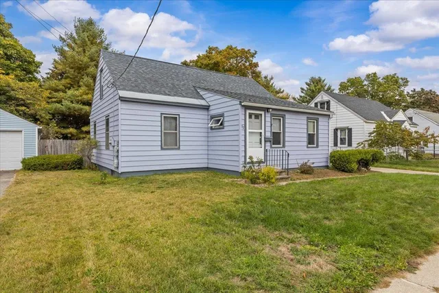 $418,000 | 32 Birch Court, Burlington, VT 05408