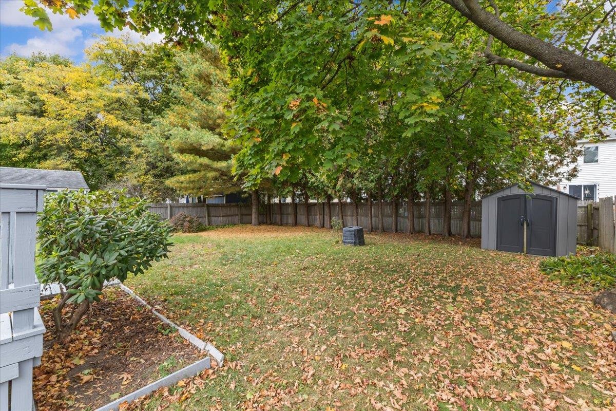 32 Birch Court Burlington, VT 05408 - Photo 6 of 29