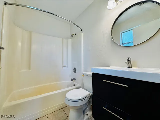 $1,700 | 3313 14th Street Southwest, Lehigh Acres, FL 33976