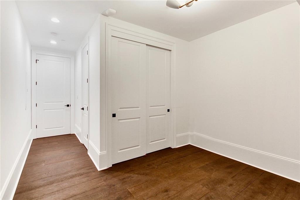 226 Decatur Street, Unit 2A New Orleans, LA 70130 - Photo 8 of 11