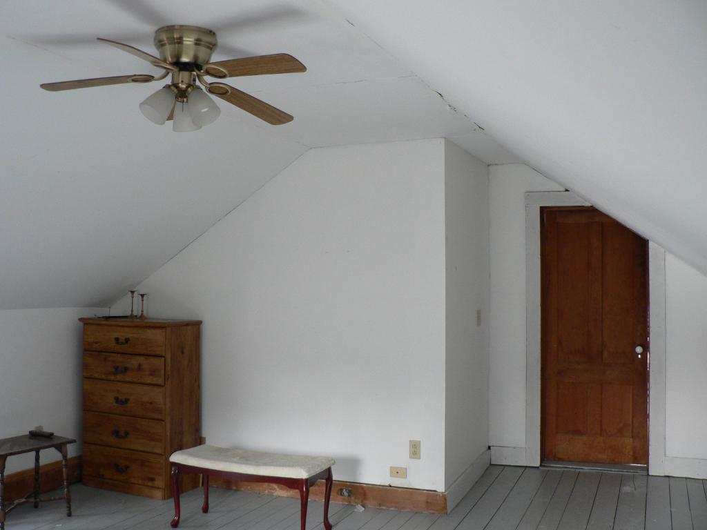 5901 Highway 30 Pawlet, VT 05761 - Photo 20 of 22