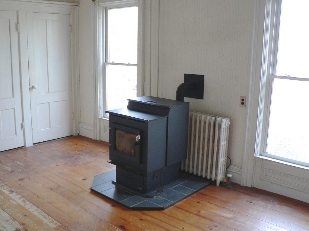5901 Highway 30 Pawlet, VT 05761 - Photo 9 of 22