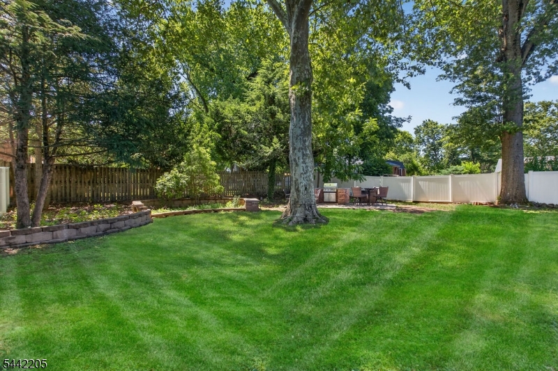 2160 Raritan Road Scotch Plains, NJ 07076 - Photo 29 of 33