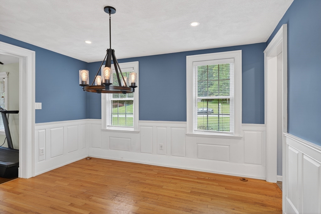 10 Virginia Road Tyngsborough, MA 01879 - Photo 10 of 38