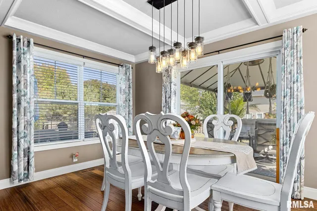 $345,000 | 220 Stillwater Drive, Chillicothe, IL 61523