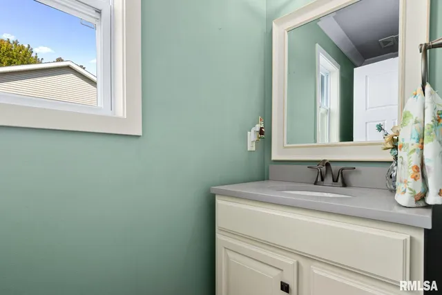 $345,000 | 220 Stillwater Drive, Chillicothe, IL 61523