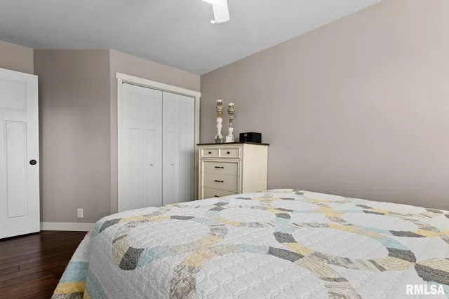 $345,000 | 220 Stillwater Drive, Chillicothe, IL 61523