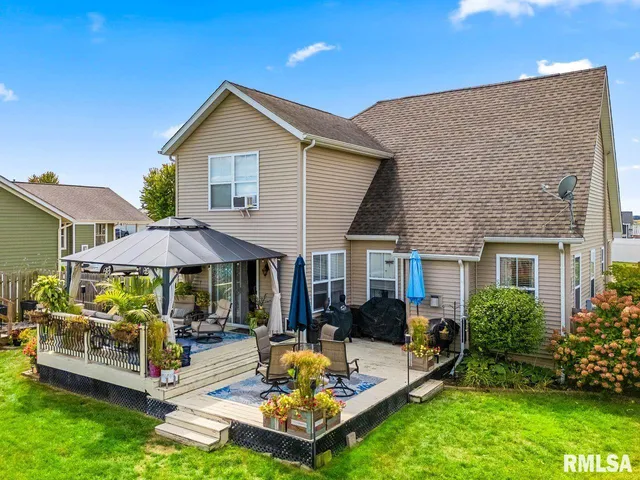 $345,000 | 220 Stillwater Drive, Chillicothe, IL 61523