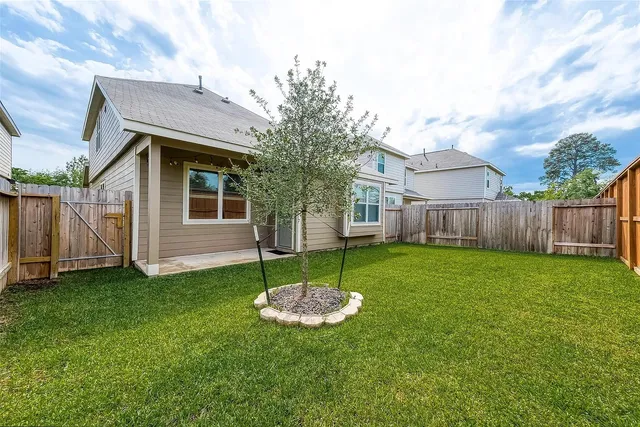 $2,000 | 1317 Mount Bassie Trail, Conroe, TX 77301