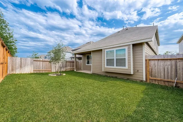 $2,000 | 1317 Mount Bassie Trail, Conroe, TX 77301