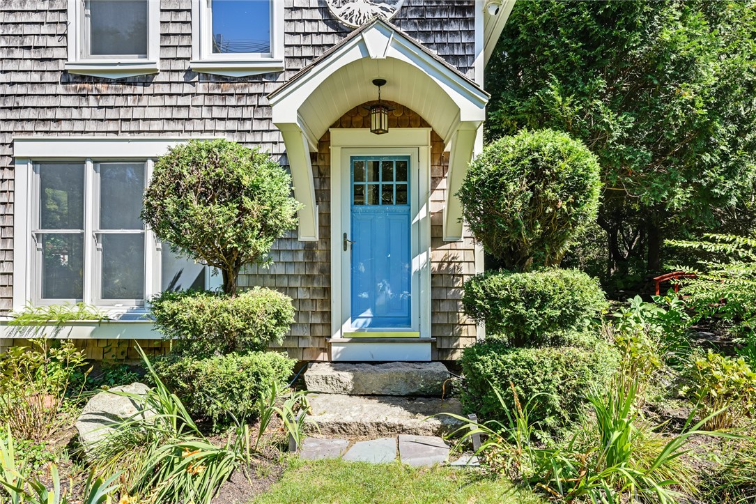 477 S Road South Kingstown, RI 02879 - Photo 2 of 47 Main House