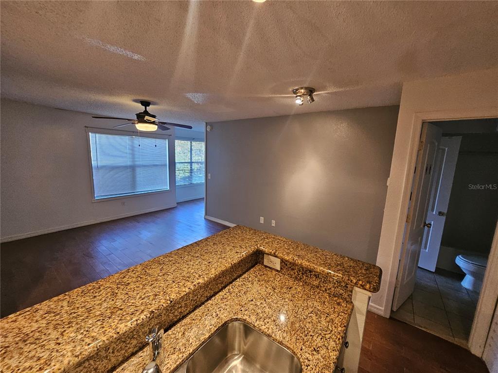 5128 Conroy Road, Unit 15 Orlando, FL 32811 - Photo 6 of 19 Gallery Image 6