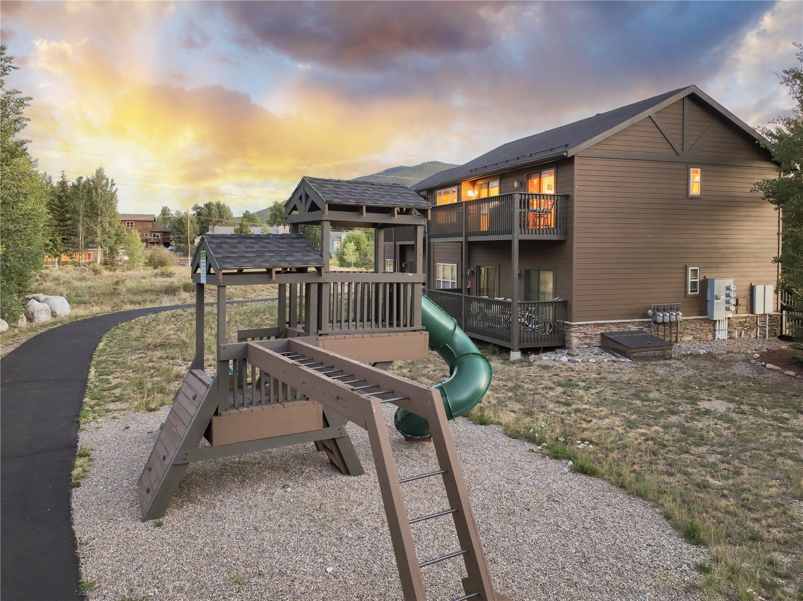 164 Buck Ridge Road, Unit 166 Dillon, CO 80435 - Photo 32 of 34 Gallery Image 32