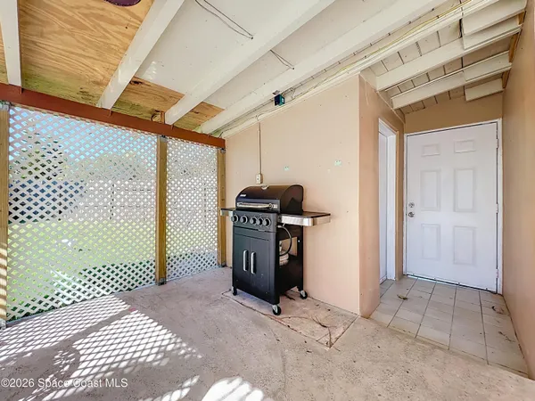 a view of a storage & utility room