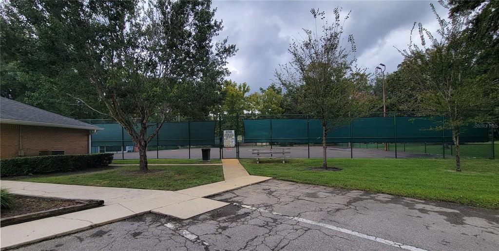 415 Northwest 50th Boulevard, Unit 415 Gainesville, FL 32607 - Photo 34 of 37