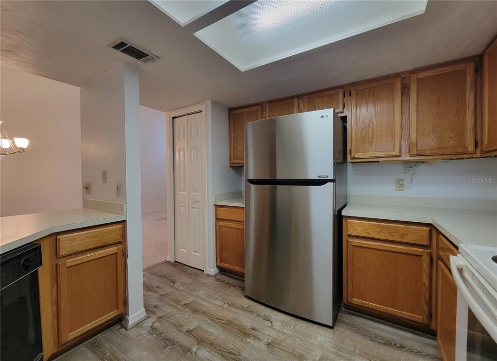 415 Northwest 50th Boulevard, Unit 415 Gainesville, FL 32607 - Photo 10 of 37