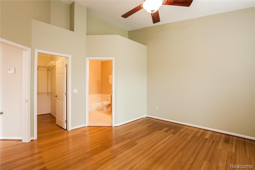 3073 Silverbrook Drive Rochester, MI 48306 - Photo 11 of 41 silverbrook11 - Copy.jpg