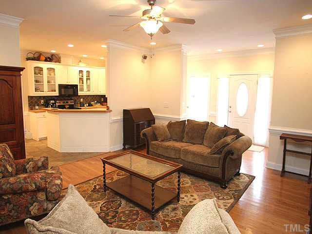 448 Jamison Drive Raleigh, NC 27610 - Photo 6 of 25 Gallery Image 6